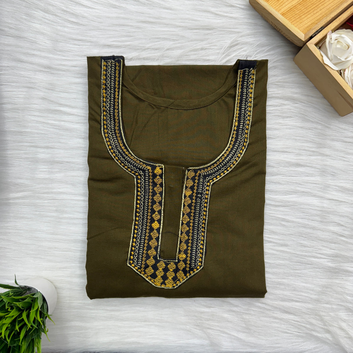 Neck Embroidery Plain Cotton Nighty, Free Size, Short Sleeve (54″-56″ length)